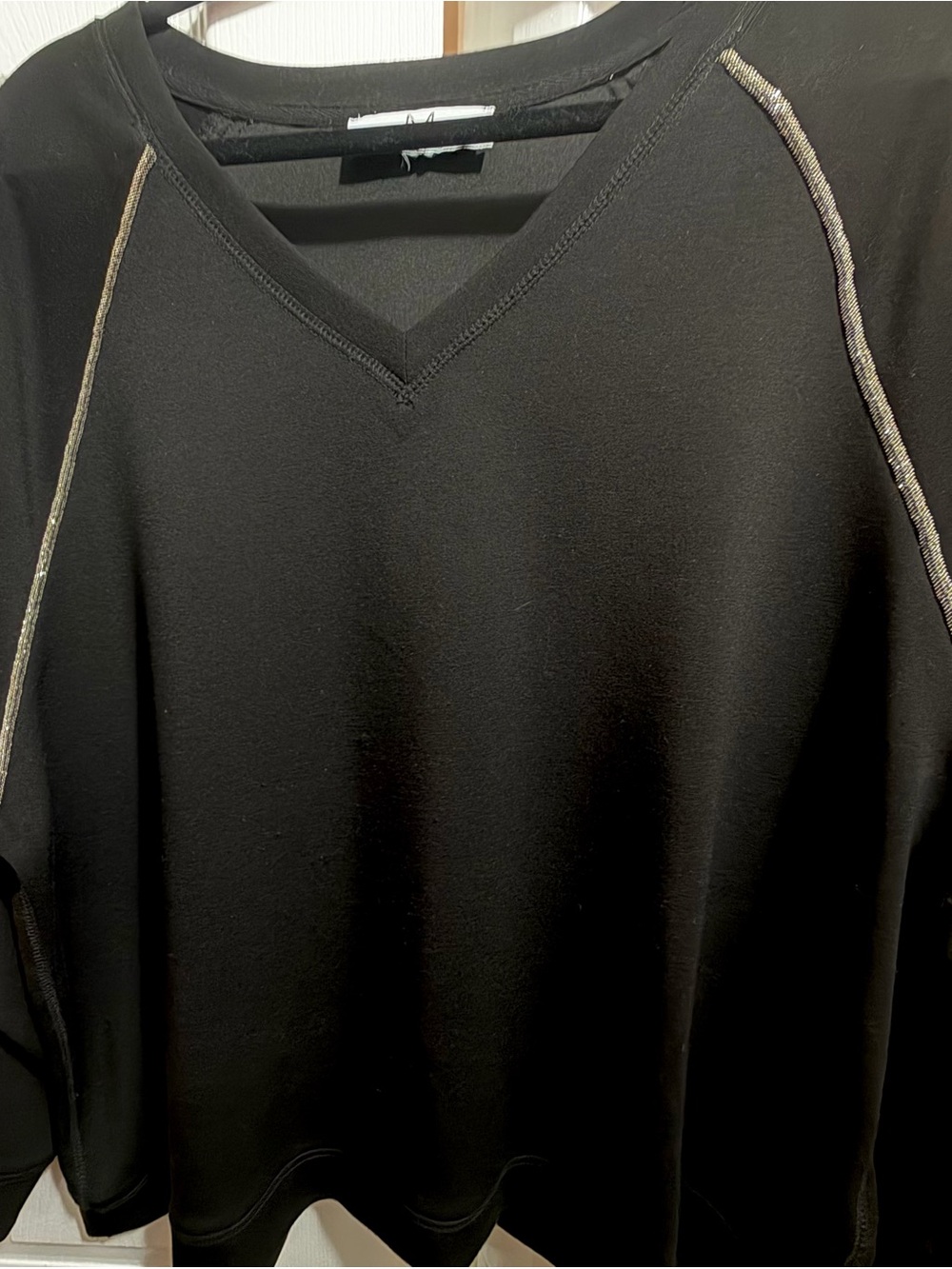 Magaschoni Woman, V-Neck Pullover Top, Long Sleeves, Black
